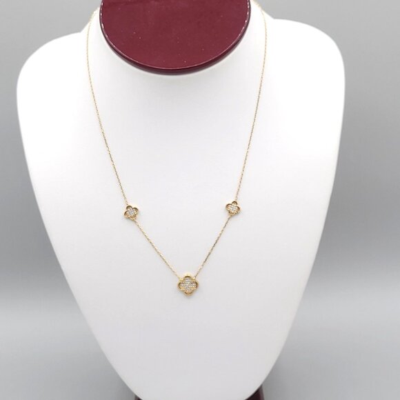 Alexa Tori Delicate Gold Over Sterling Silver Necklace Stationary Clover 18 inch - Picture 3 of 7